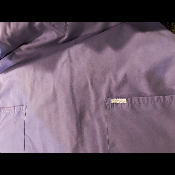 Bundle of 3 Loved Purple, Blue, and, White Scrubs - Picture 4 of 7